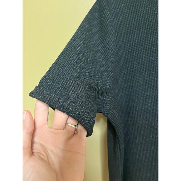 Amazon Short Sleeve Waffle Weave Top - Picture 2 of 9